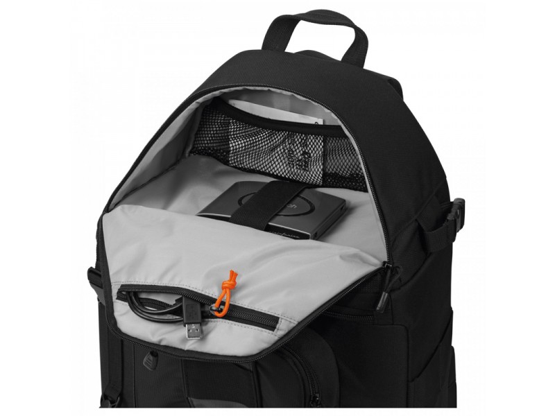 Fuji X Series and Leica Accessoires Lowepro Slingshot 202 AW